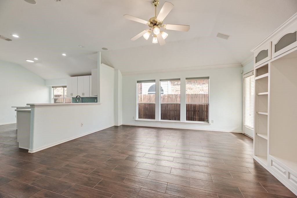 5024 Woodmeadow Dr - Photo 4 of 23