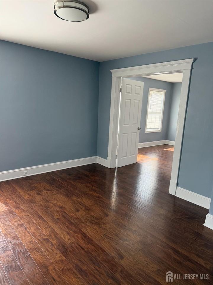 1201 Central Ave ##1 - Photo 3 of 14