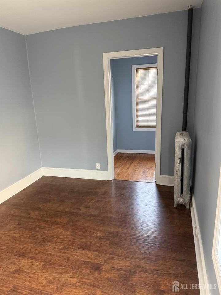 1201 Central Ave ##1 - Photo 7 of 14