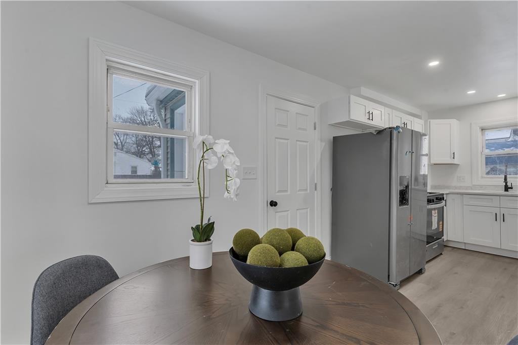 115 Campbell Ave - Photo 3 of 33