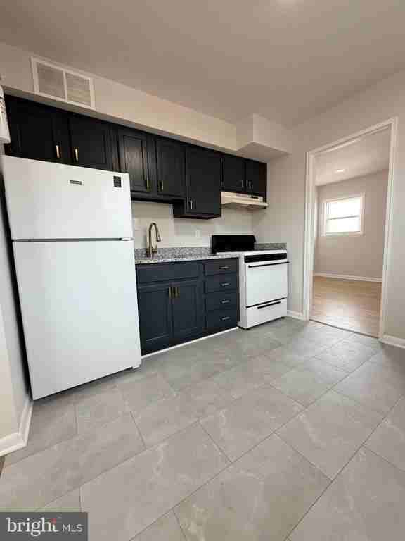 718 Rhawn St ##45 - Photo 7 of 9