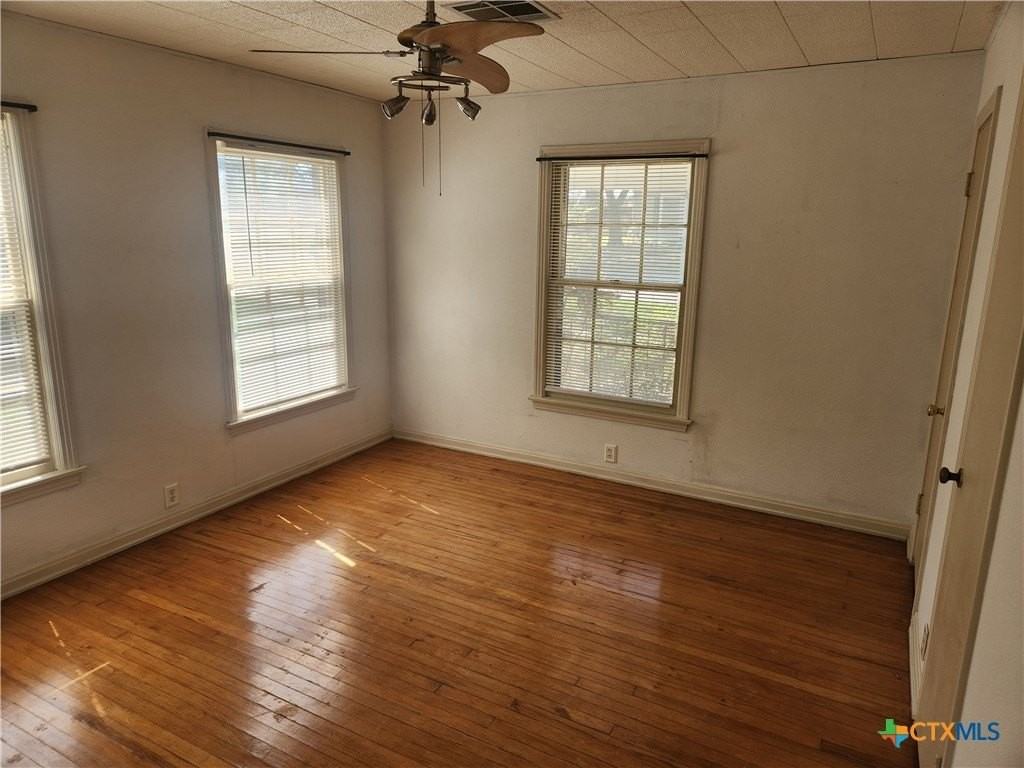 1415 N 7th St - Photo 4 of 12