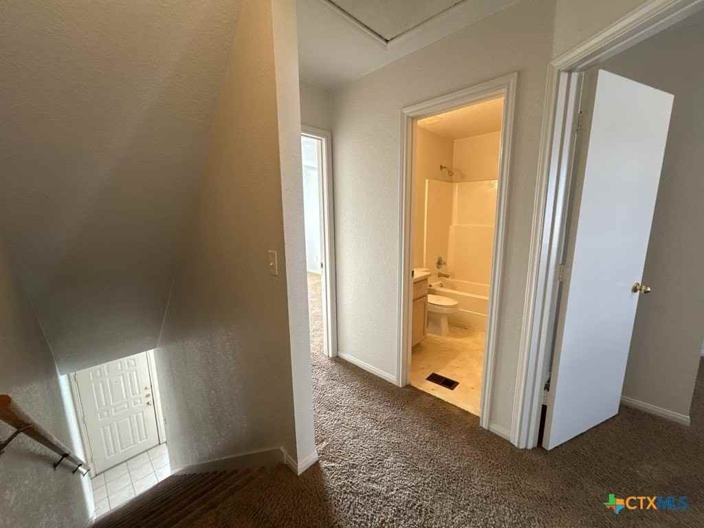 2803 Cantabrian Dr Apt C - Photo 7 of 11