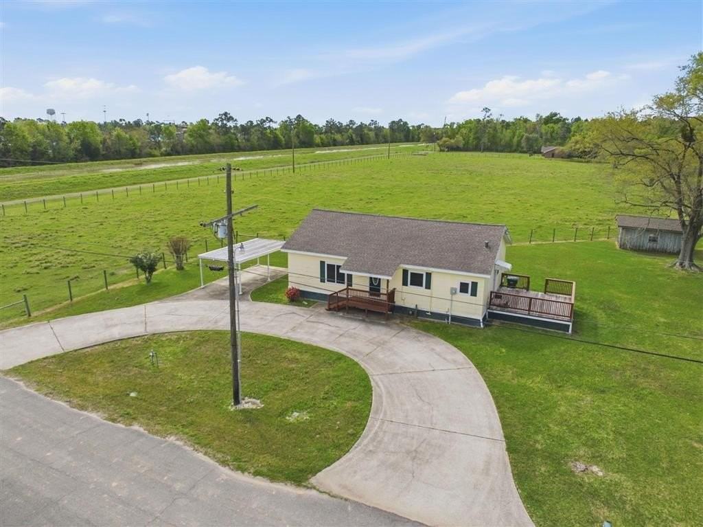 1313 W Parish Rd - Photo 2 of 15