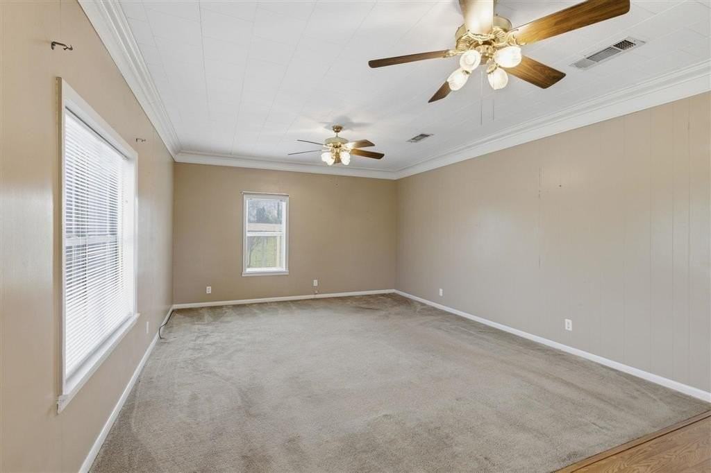 1313 W Parish Rd - Photo 3 of 15