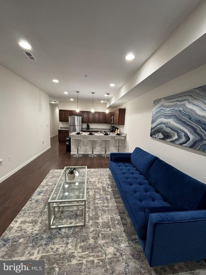 6005 Eads St Ne - Photo 7 of 24