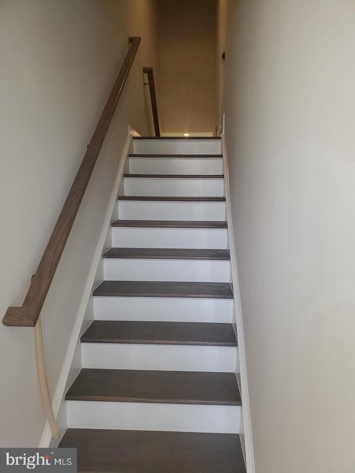 1730 Atlas Dr - Photo 2 of 17