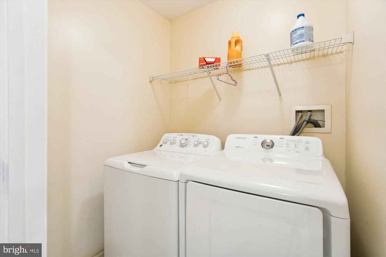 10736 Folkestone Way - Photo 7 of 30