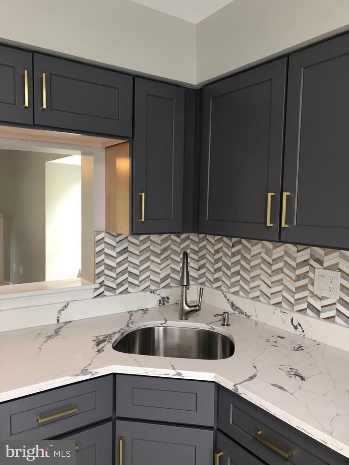 9533 Clocktower Ln - Photo 6 of 19