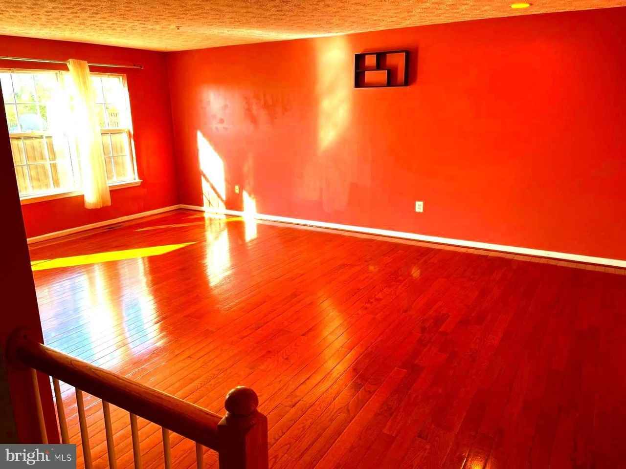 3280 Halcyon Ct - Photo 7 of 48