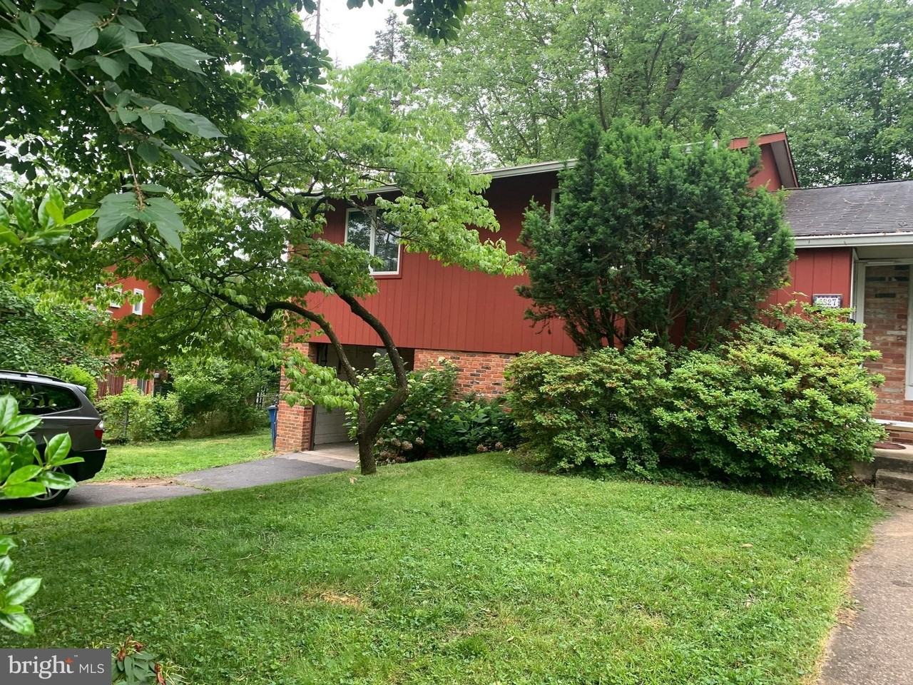 6327 Tone Ct - Photo 6 of 47