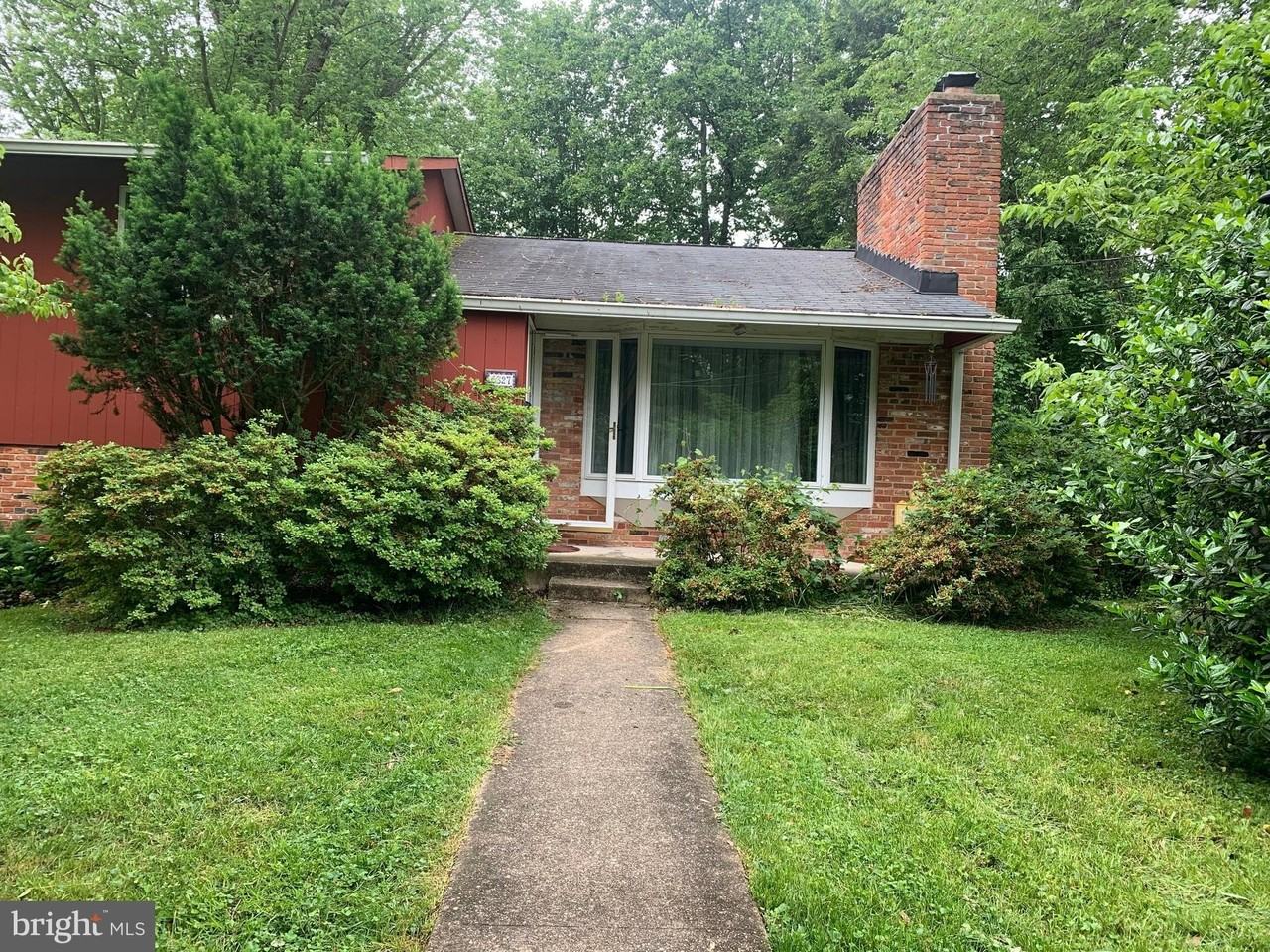 6327 Tone Ct - Photo 7 of 47