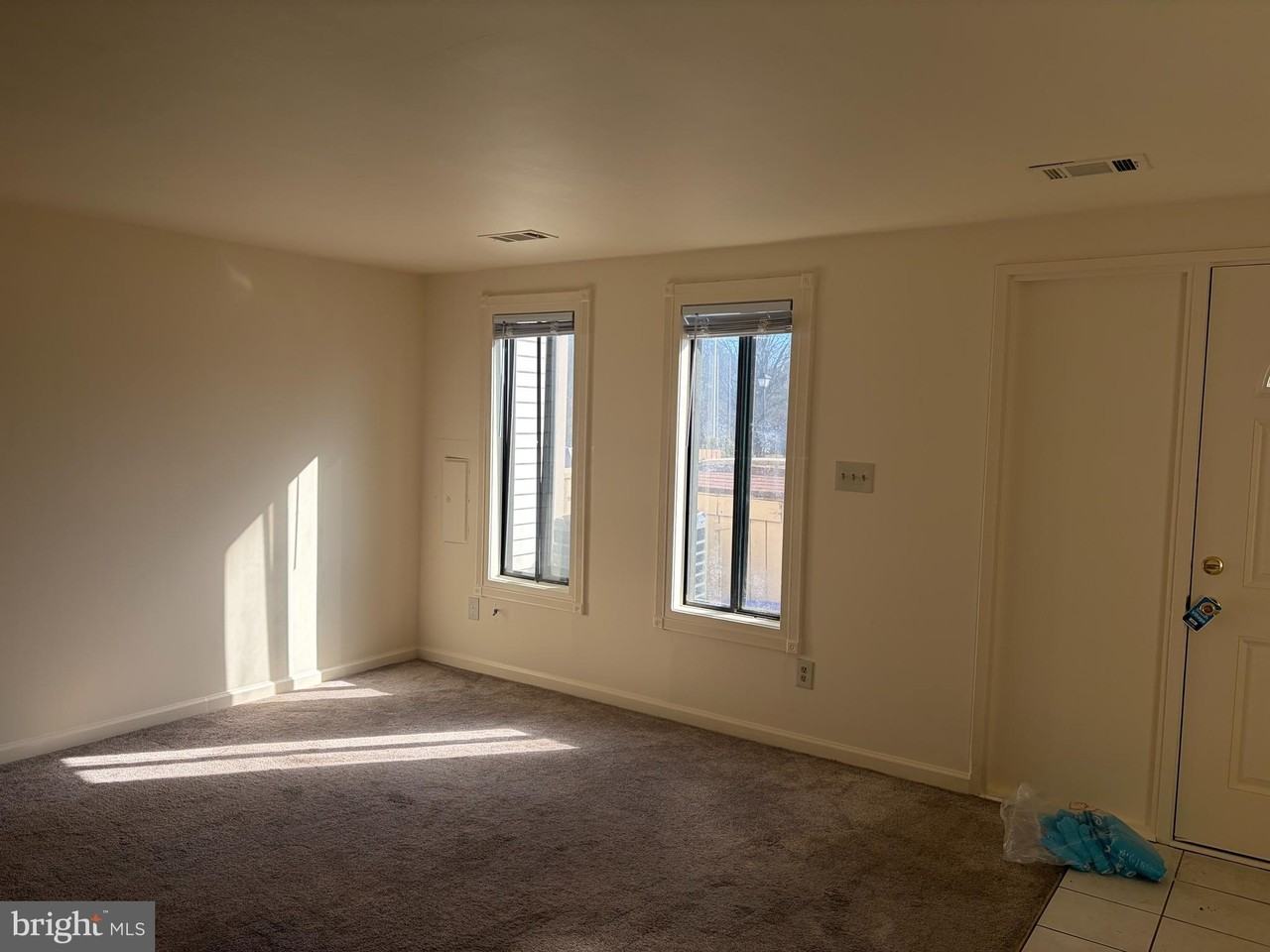 9709 Docena Dr - Photo 4 of 16