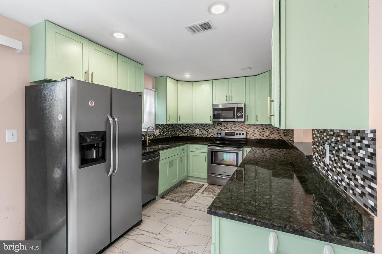 14804 Mcknew Rd - Photo 7 of 23