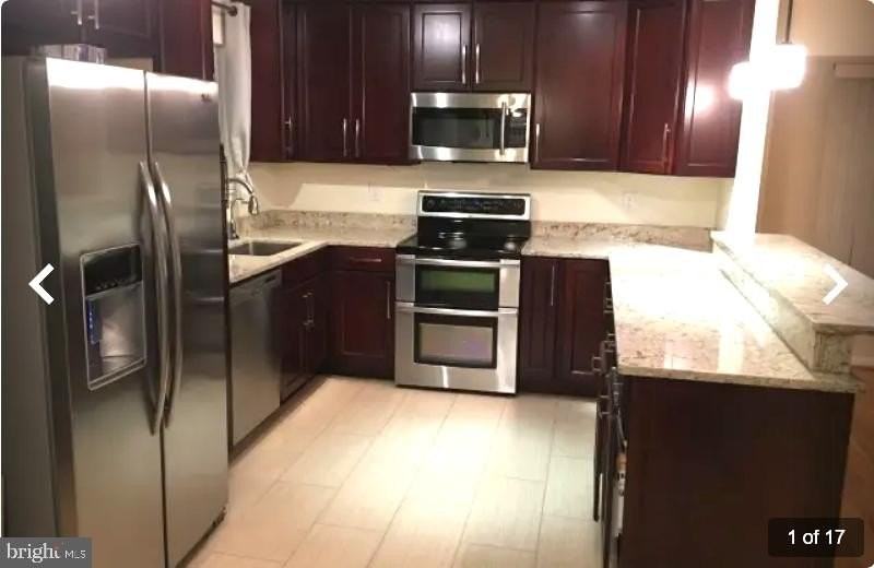 5147 King Charles Way - Photo 3 of 16