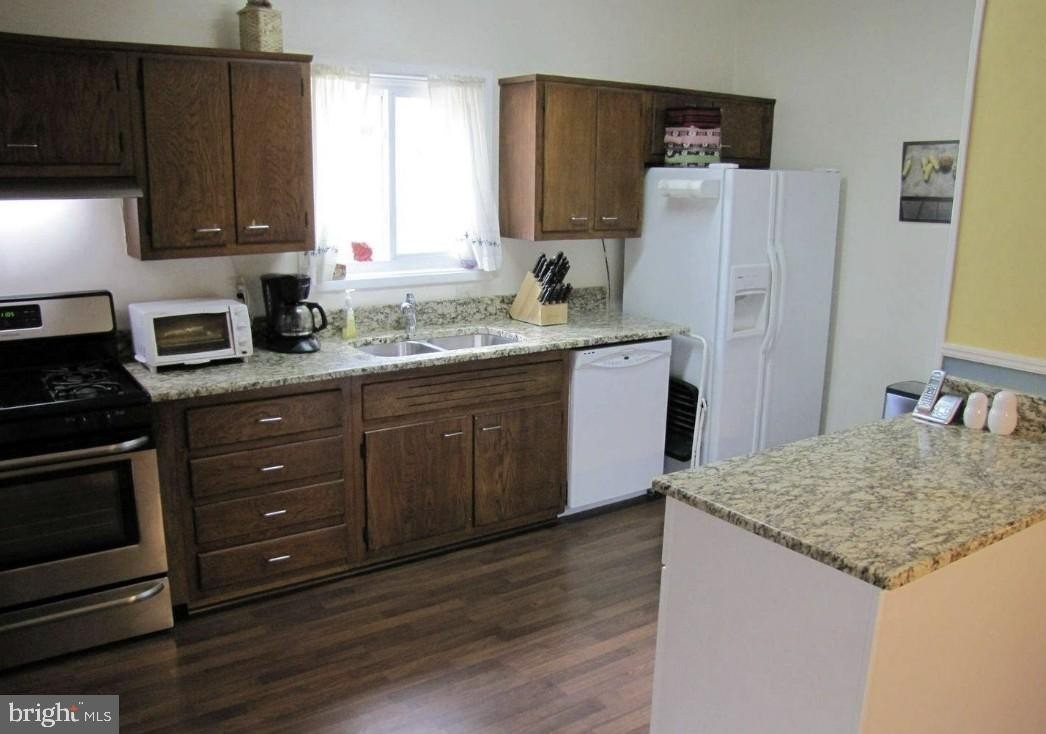 715 Marshall Ave - Photo 5 of 18