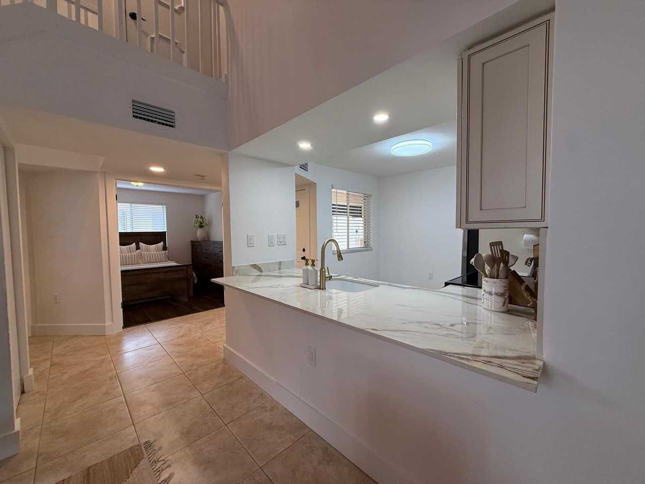 16206 Glenmoor Dr - Photo 3 of 20