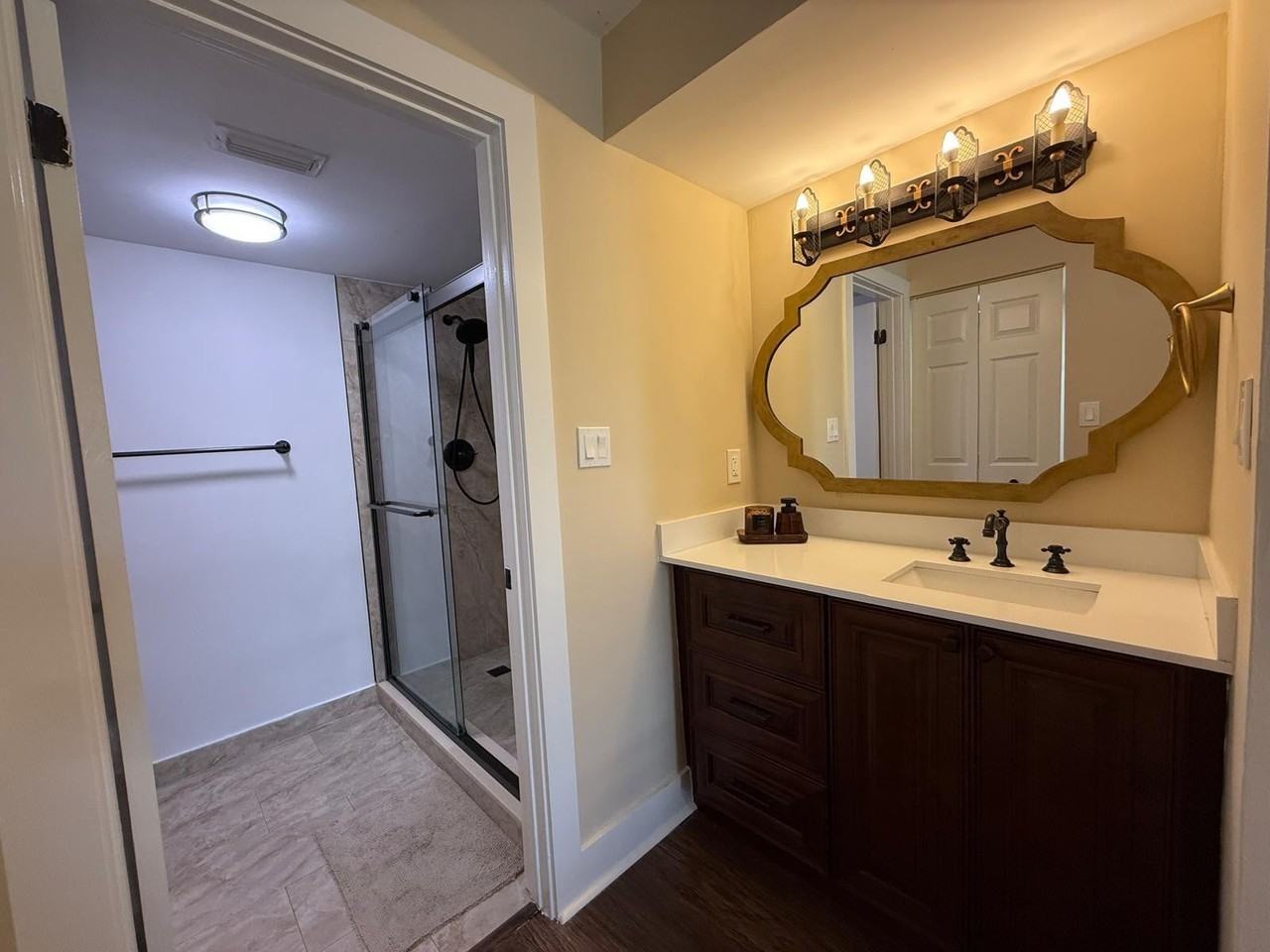 16206 Glenmoor Dr - Photo 7 of 20
