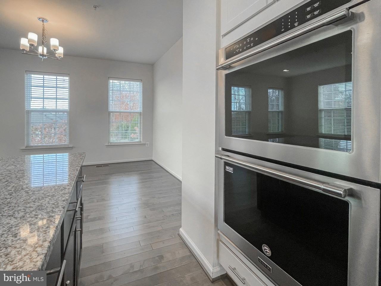 15501 Newtonmore Ln - Photo 6 of 41