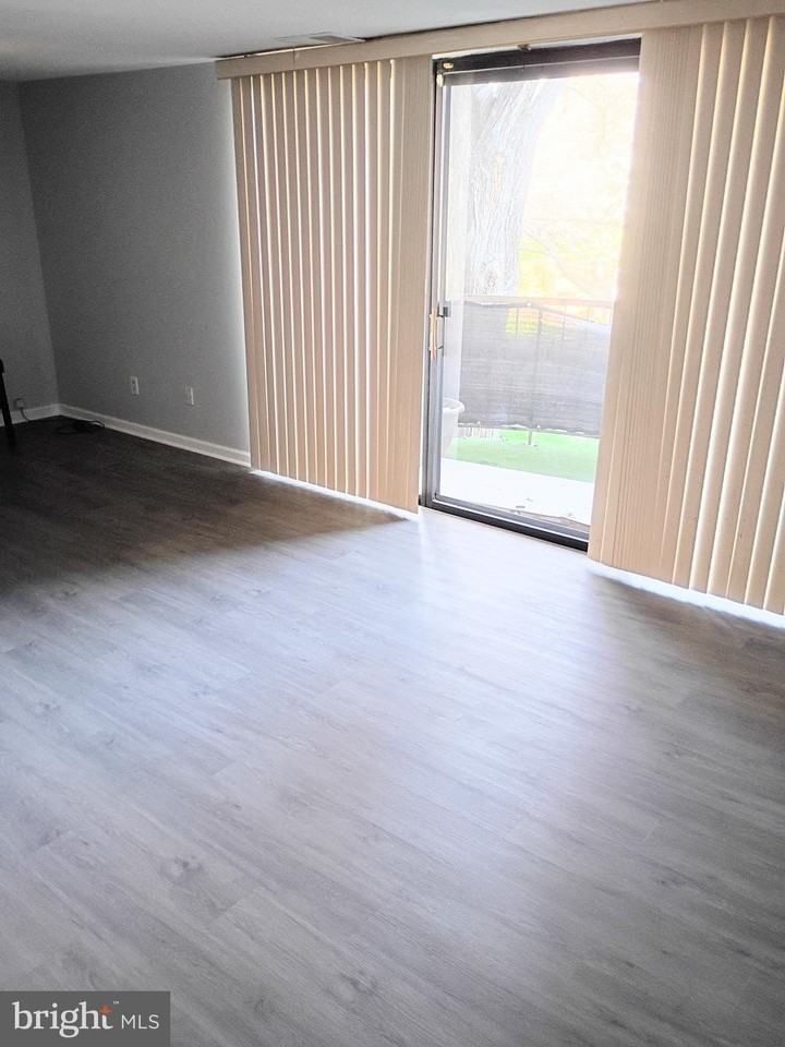 3331 Huntley Square Dr Apt C1 - Photo 2 of 13