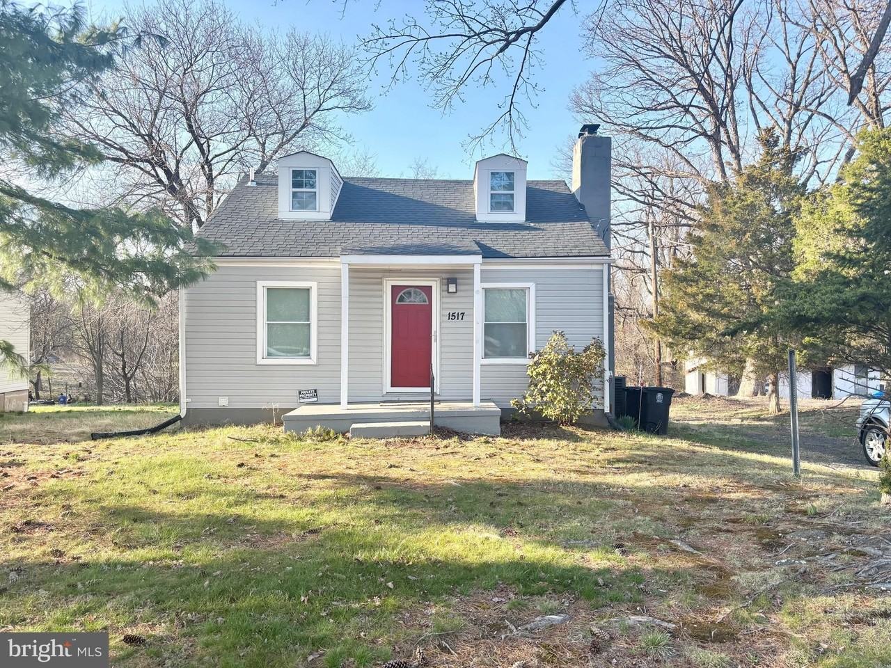 1517 Rollins Ave - Photo 2 of 50