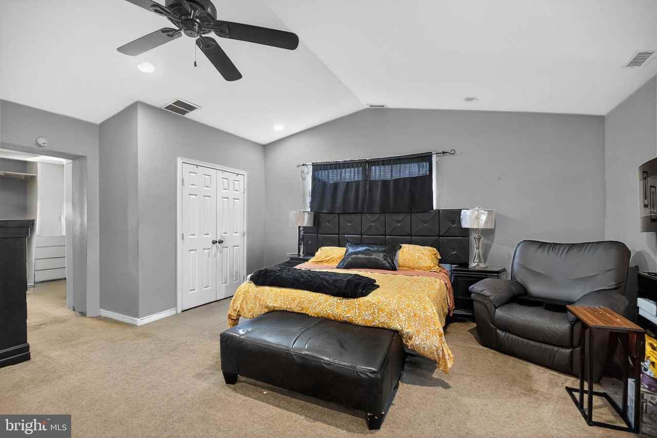 4603 Eaton Dr - Photo 6 of 11