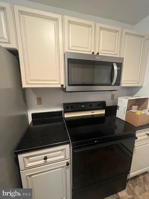 21346 Village Ct - Photo 2 of 25