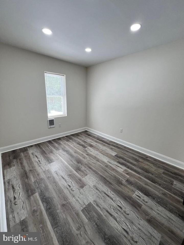 6645 Vandike St - Photo 6 of 8