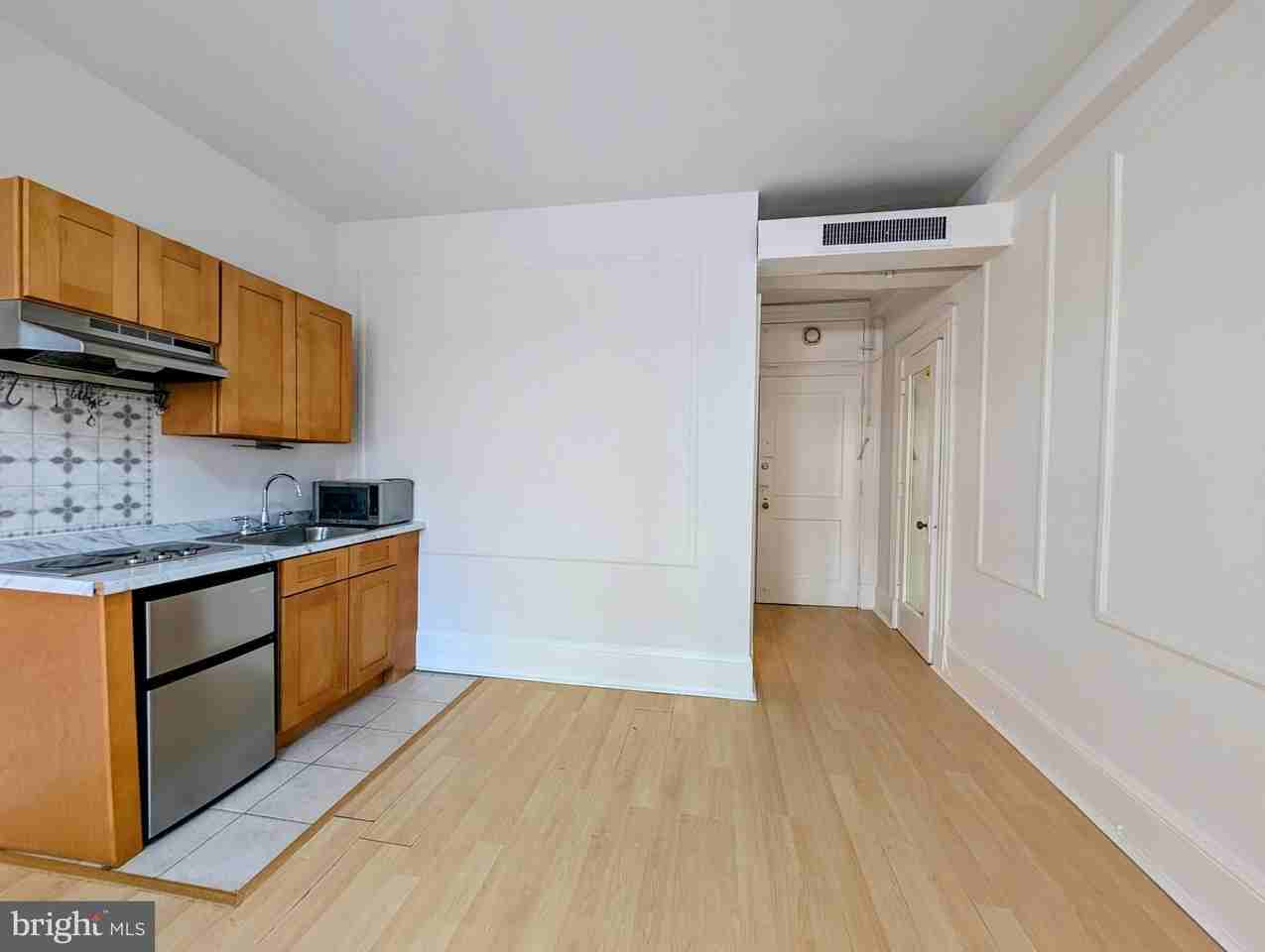 1324 Locust St Apt 618 - Photo 6 of 30