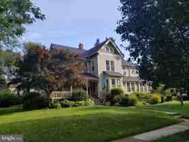 2501 N Underwood St - Photo 1 of 1