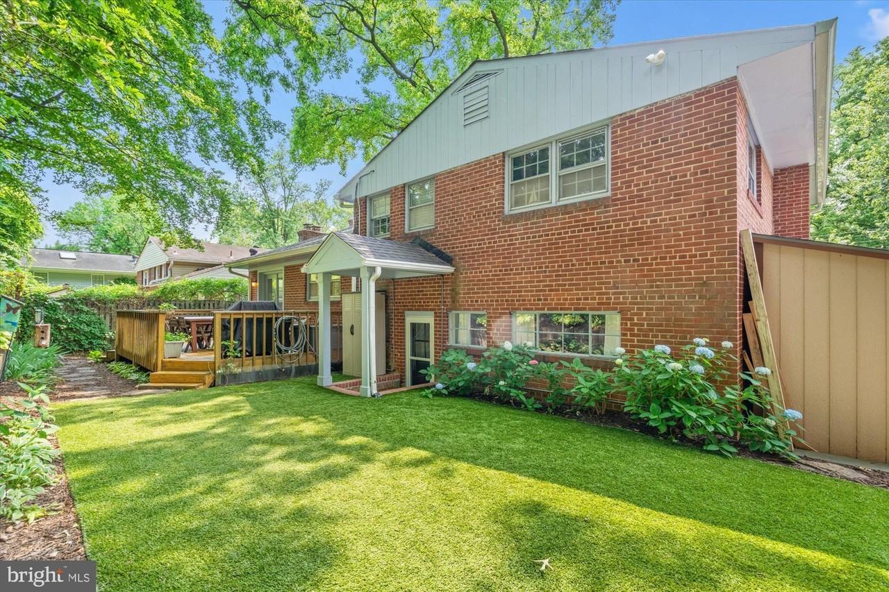 809 E Timber Branch Pkwy - Photo 3 of 33