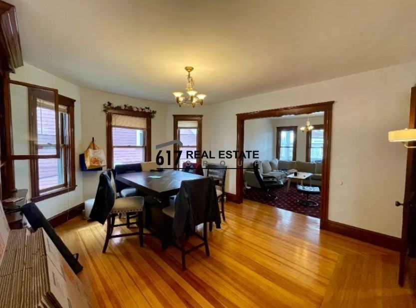 449 Broadway #2 - Photo 4 of 19