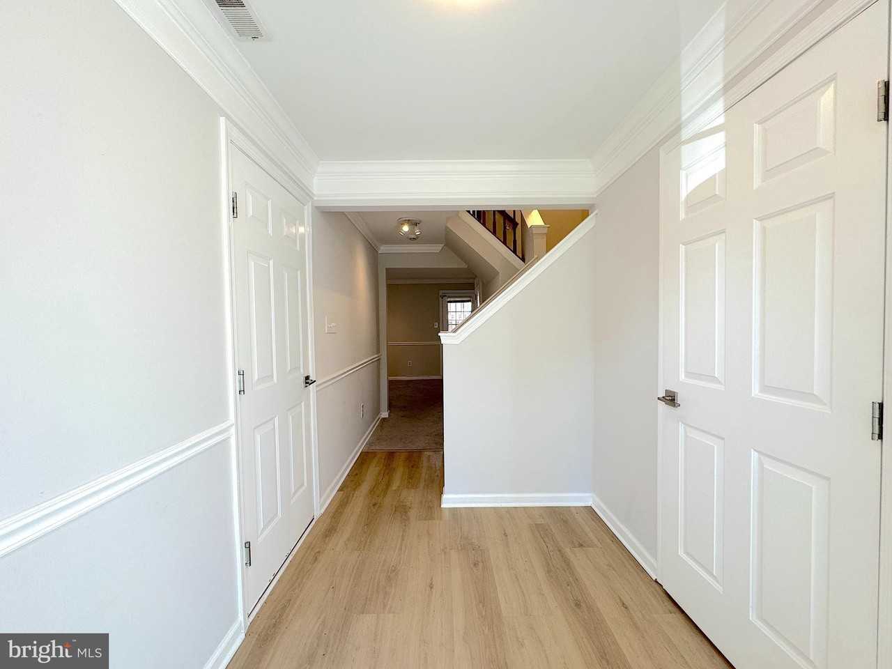 6410 Katherine Ann Ln - Photo 2 of 32