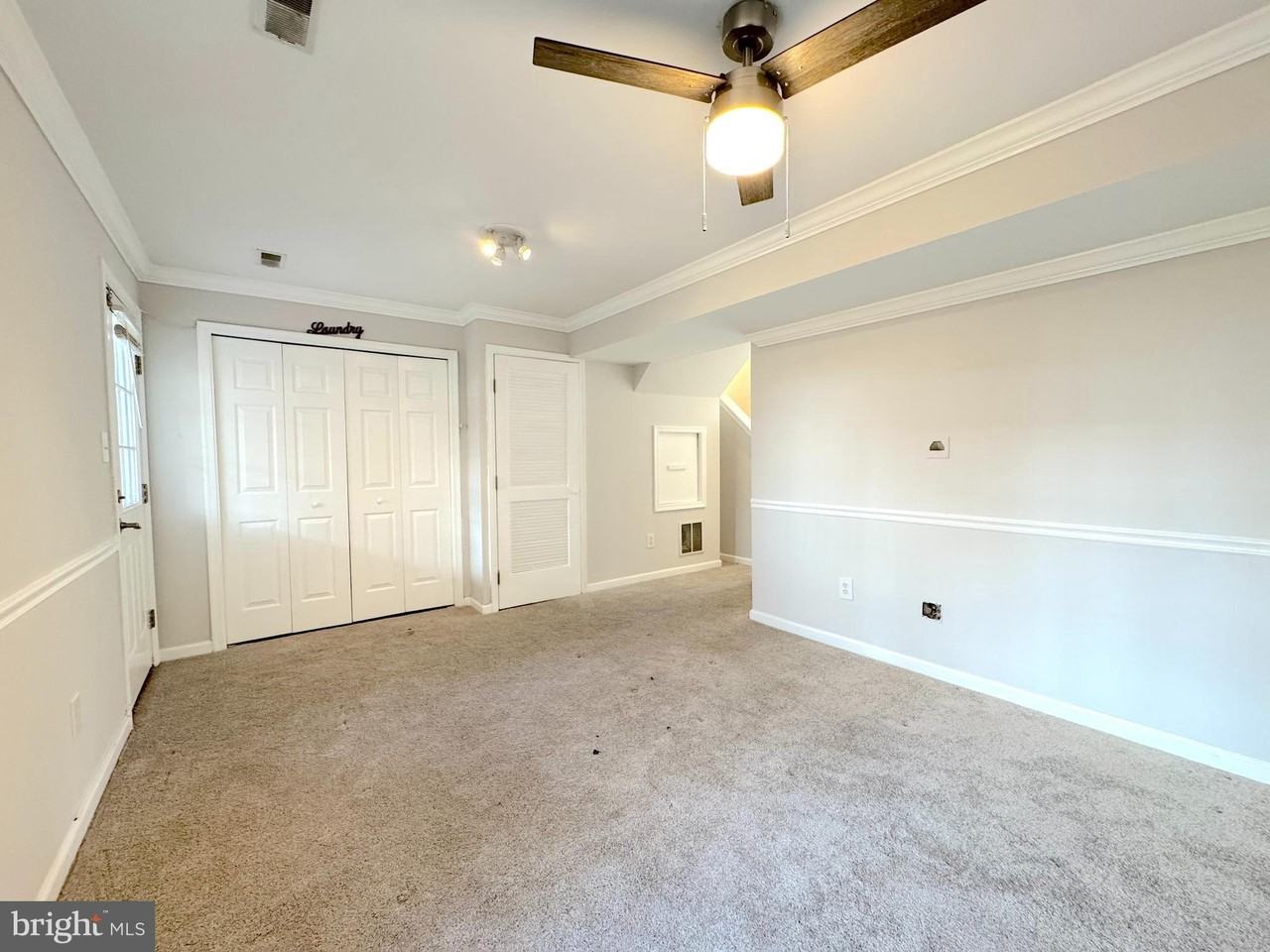 6410 Katherine Ann Ln - Photo 5 of 32