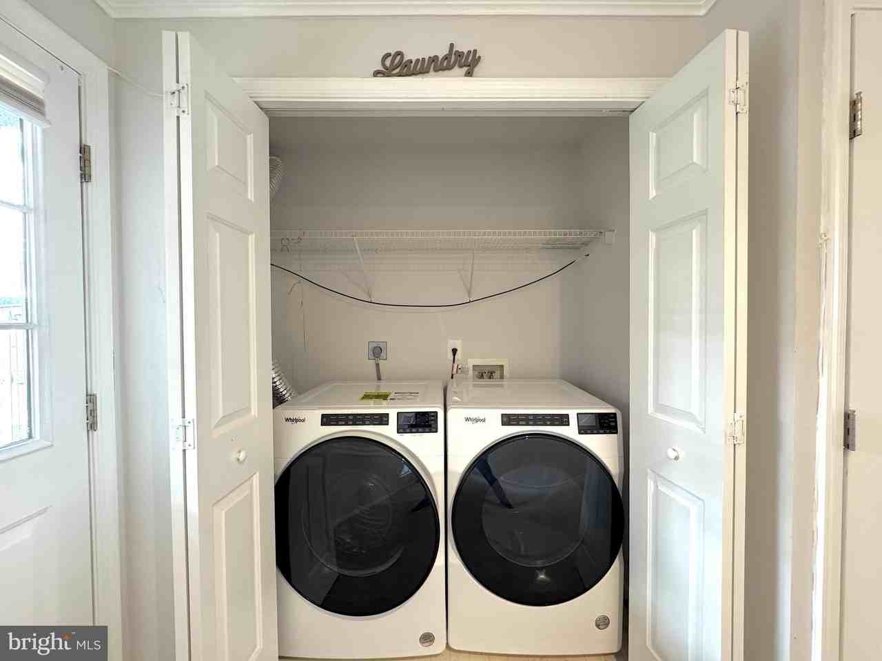 6410 Katherine Ann Ln - Photo 6 of 32