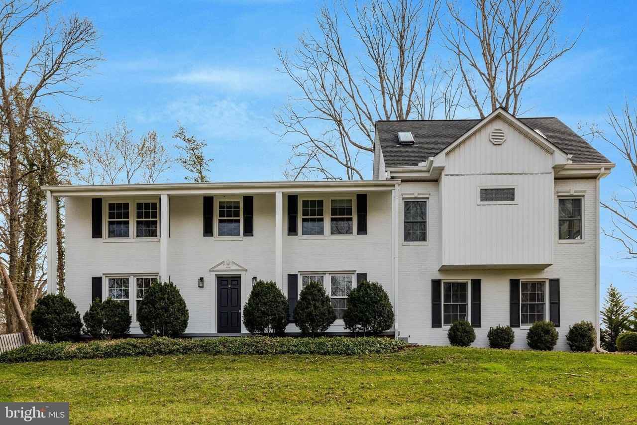 1108 Bellview Rd - Photo 4 of 45