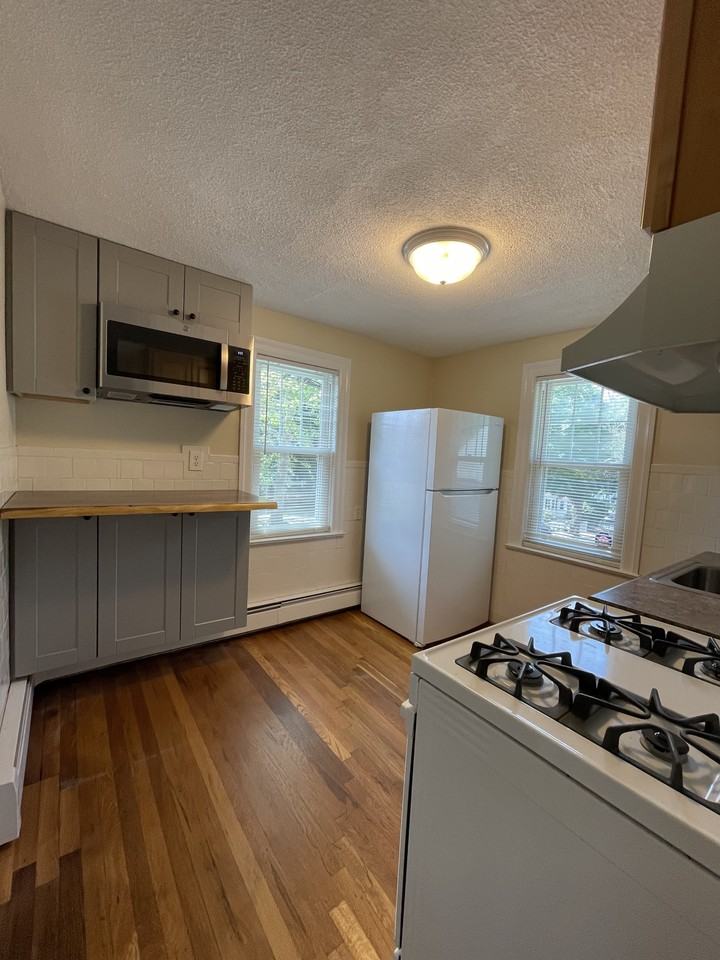 1 Tobin Rd - Photo 7 of 14