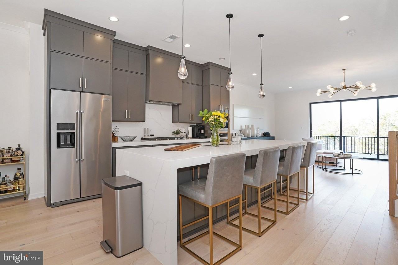 14383 Beckett Glen Cir - Photo 2 of 41