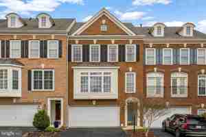 featured image of 19142 Rocky Crest Ter