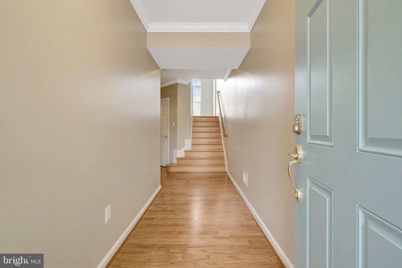 19142 Rocky Crest Ter - Photo 4 of 50