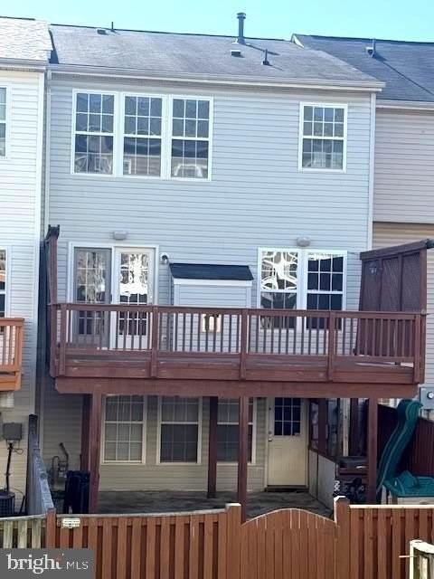 25272 Curiosity Sq - Photo 4 of 8