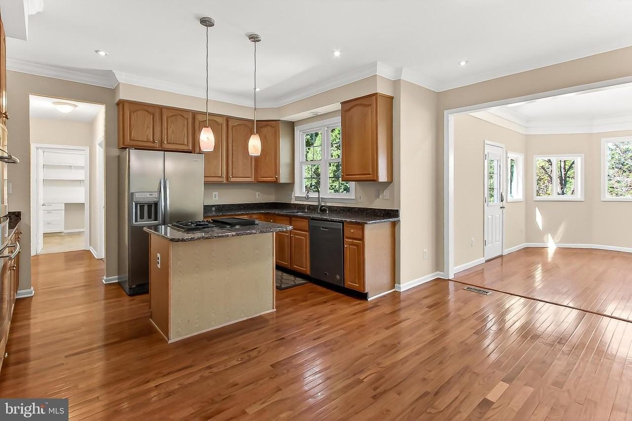 43884 Loganwood Ct - Photo 6 of 29