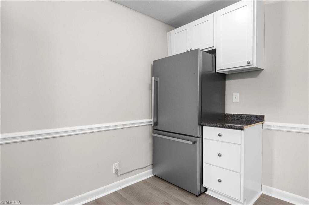 Bethania St #111 - Photo 4 of 13