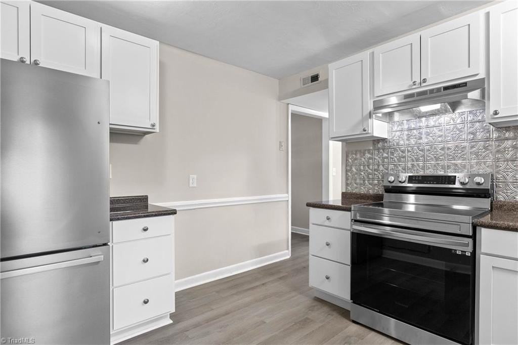 Bethania St #111 - Photo 5 of 13