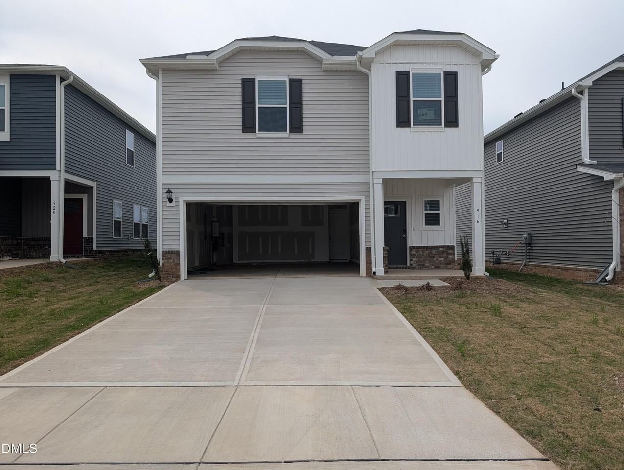 916 Grand Mesa Dr - Photo 2 of 21