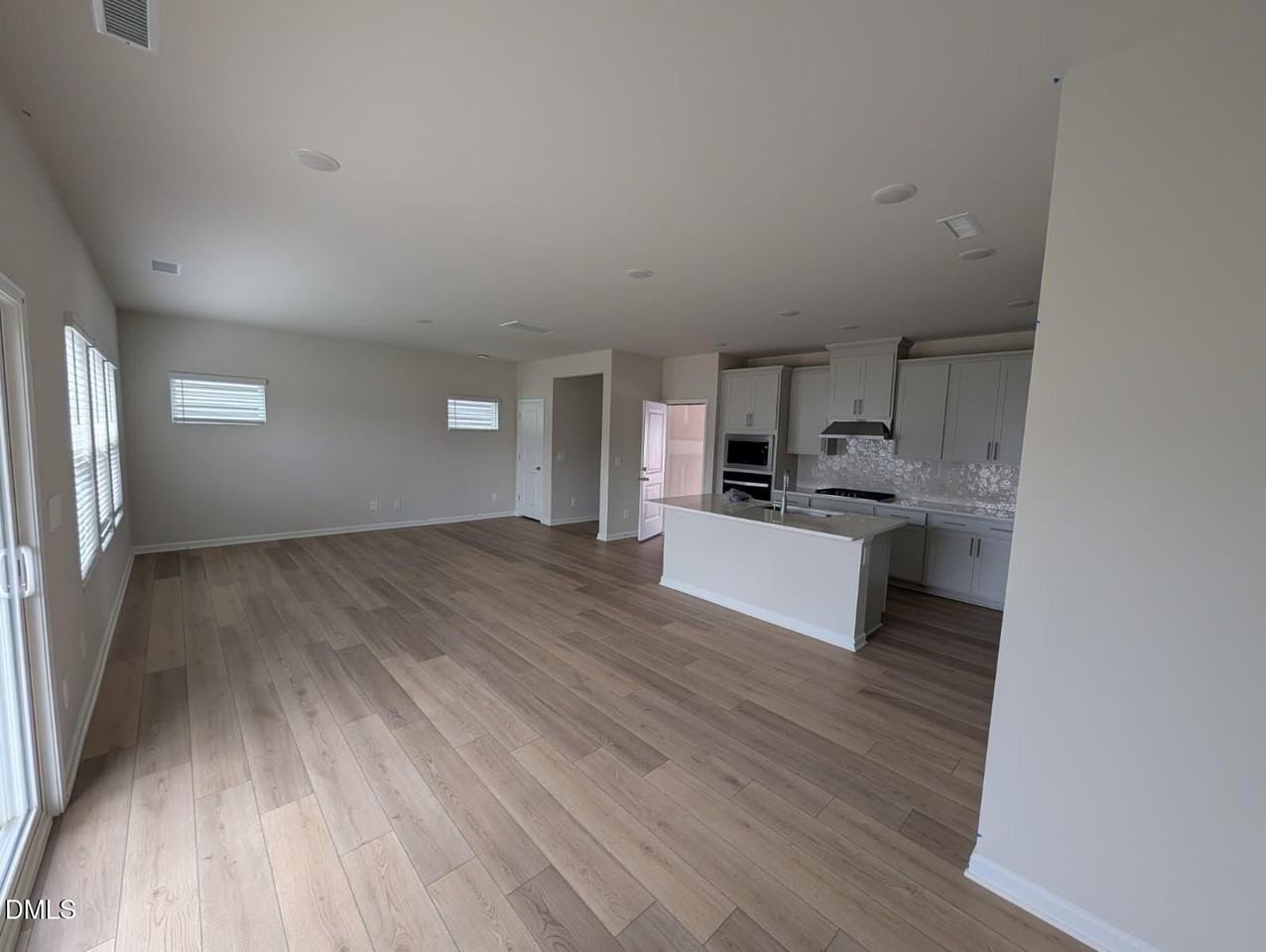 916 Grand Mesa Dr - Photo 3 of 21