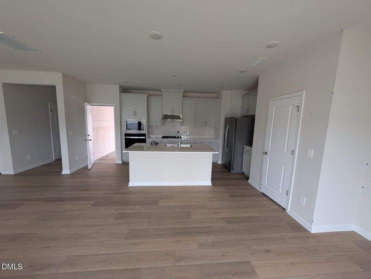 916 Grand Mesa Dr - Photo 5 of 21