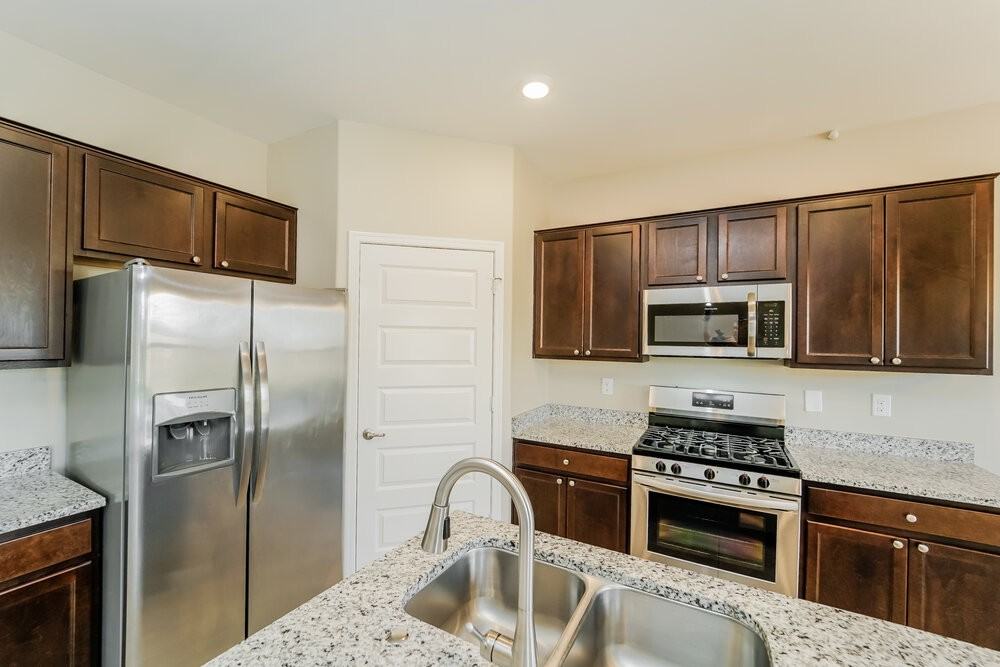 7442 W Calle Colado - Photo 7 of 16