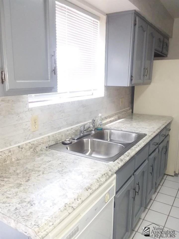 833 S Avenue A #5 - Photo 4 of 10