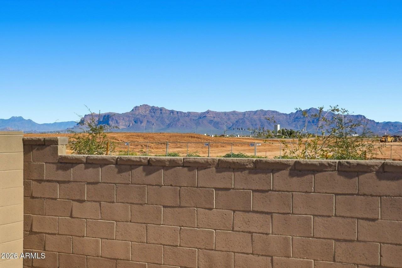 9051 S Palo Verde Dr - Photo 3 of 50